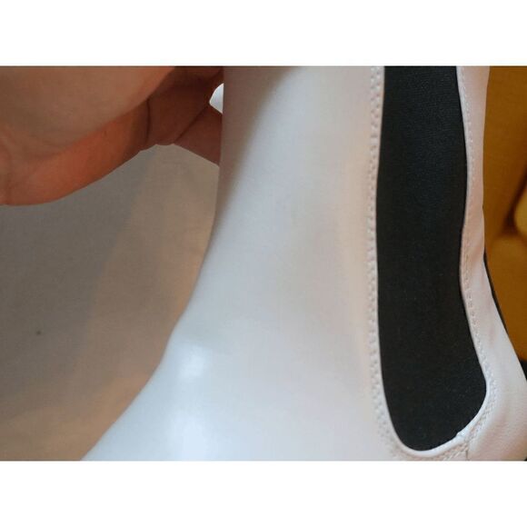 I.N.C. INTERNATIONAL CONCEPTS Women's Brycin Lug Sole Booties 5M - Picture 6 of 7